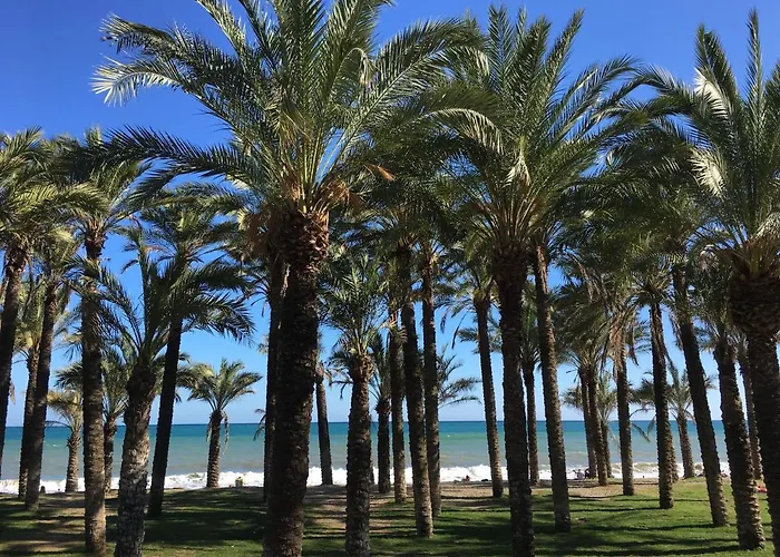 La Roca Chica First Line Beach Bajondillo Nice & Cosy Studio Apartment